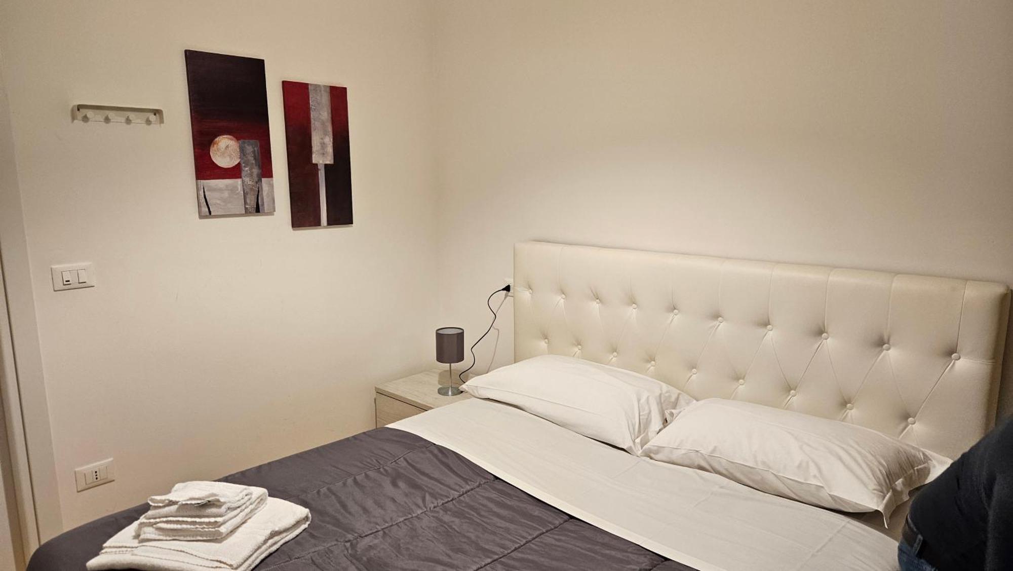 Apartamento Residenza Ugo Bassi Bolonia Exterior foto
